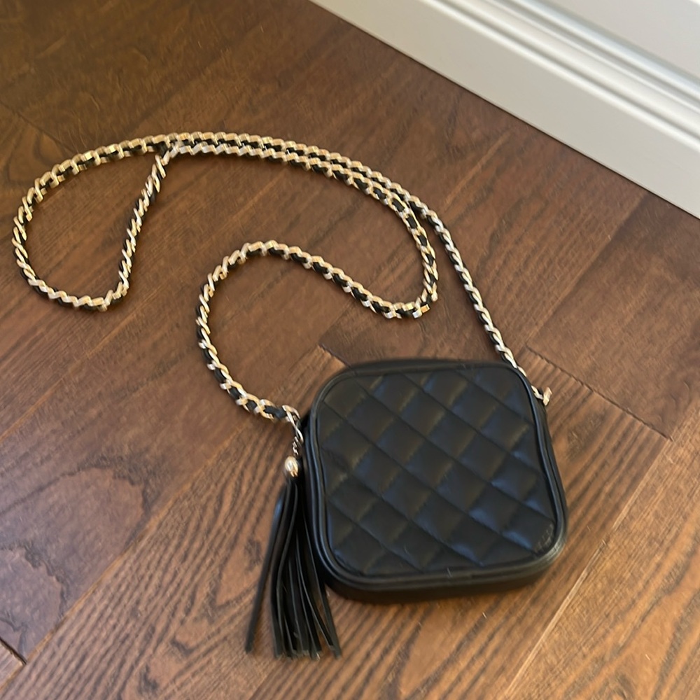 Jennifer Moore crossbody black